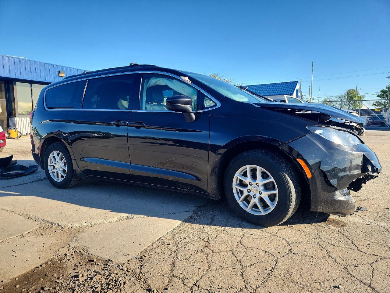 2C4RC1DG7LR286130 · 2020 CHRYSLER VOYAGER · 4/14