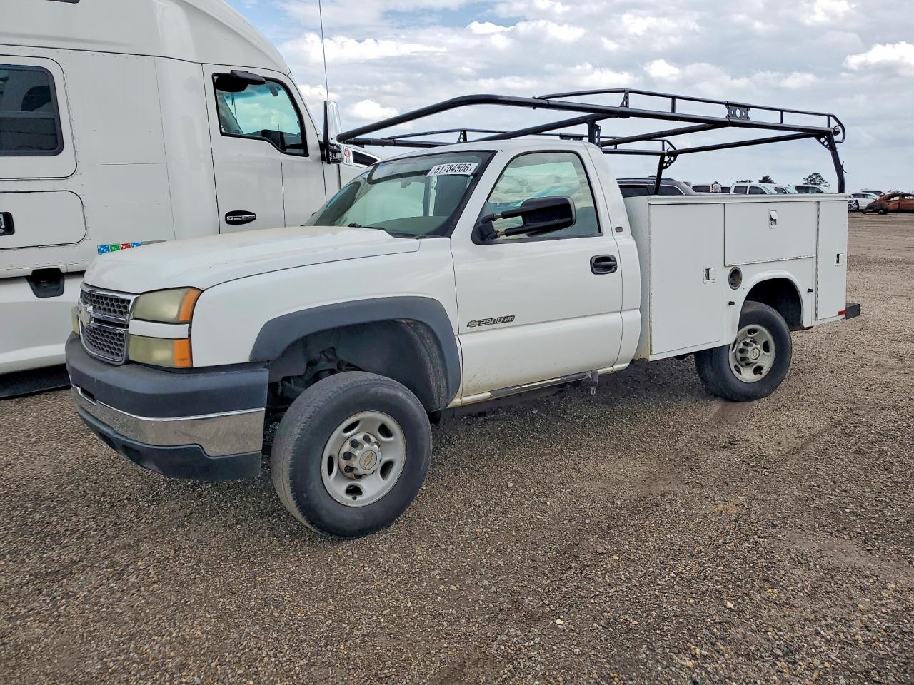 1GBHC24U05E188794 · 2005 CHEVROLET SILVERADO