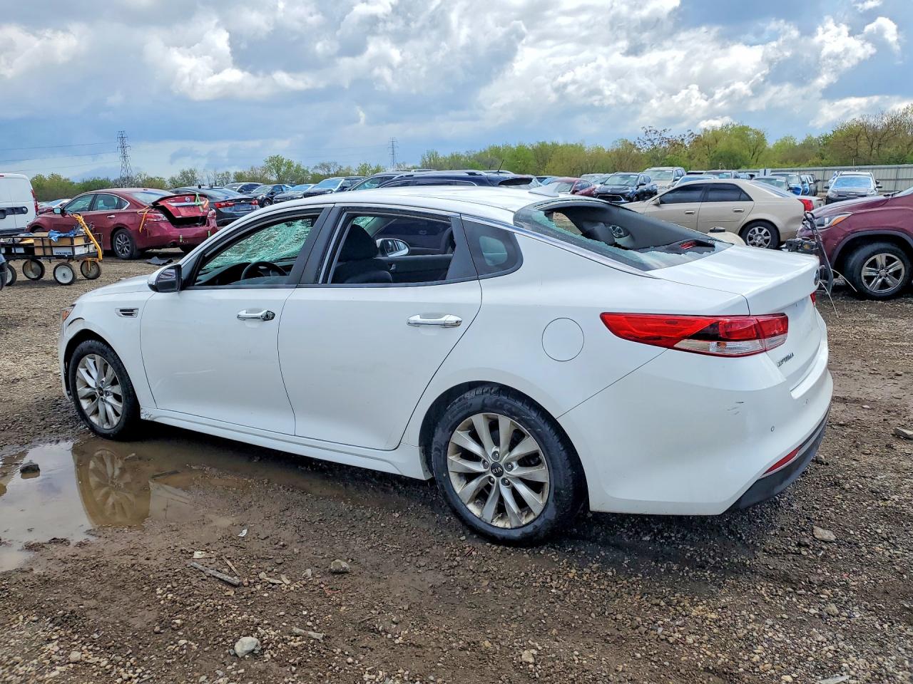 5XXGT4L37JG257305 · 2018 KIA OPTIMA · 2/12