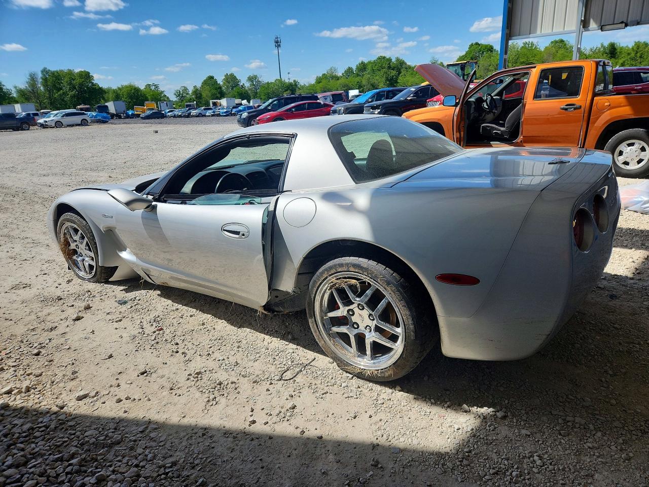 1G1YY12SX35112434 · 2003 CHEVROLET CORVETTE · 2/12