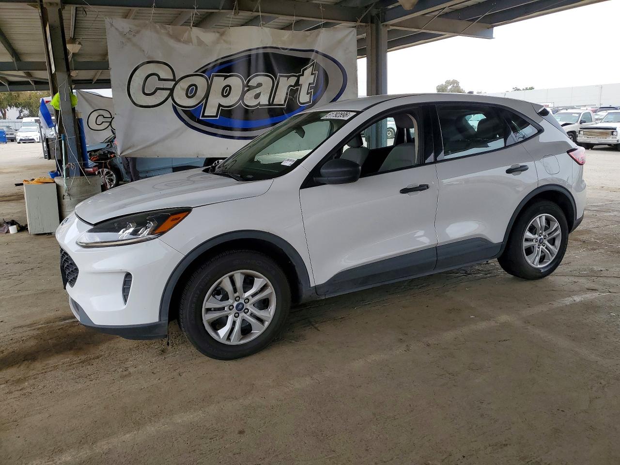 1FMCU0F6XLUB70873 · 2020 FORD ESCAPE
