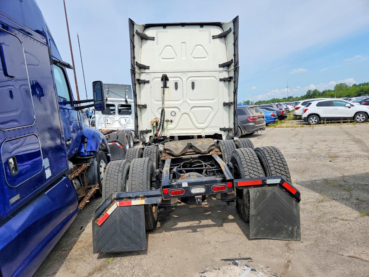 3AKJHHDR0RSUP3717 · 2024 FREIGHTLINER CASCADIA 126 · 6/13