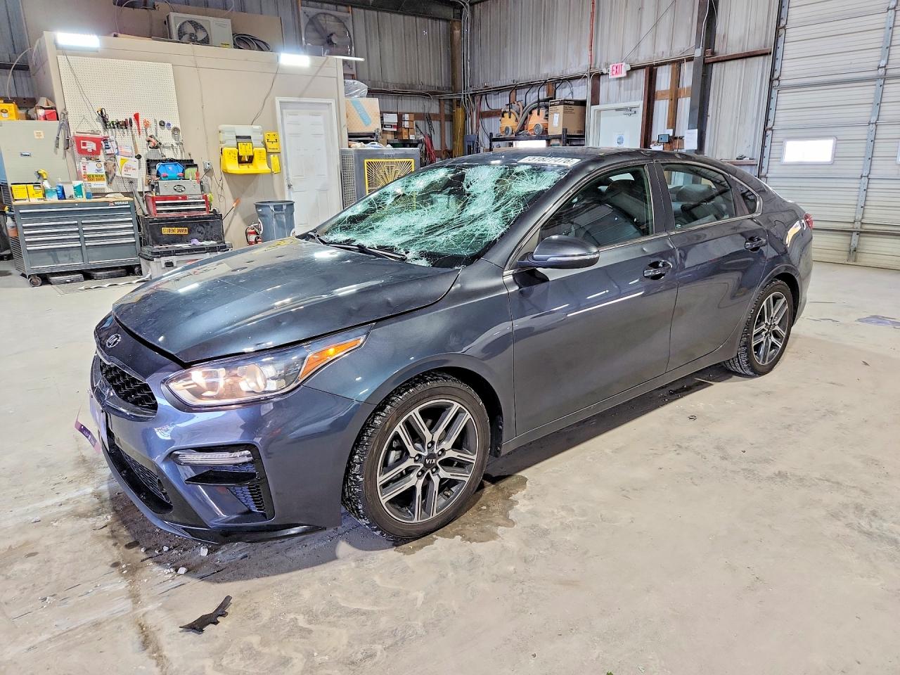 3KPF54ADXLE183472 · 2020 KIA FORTE