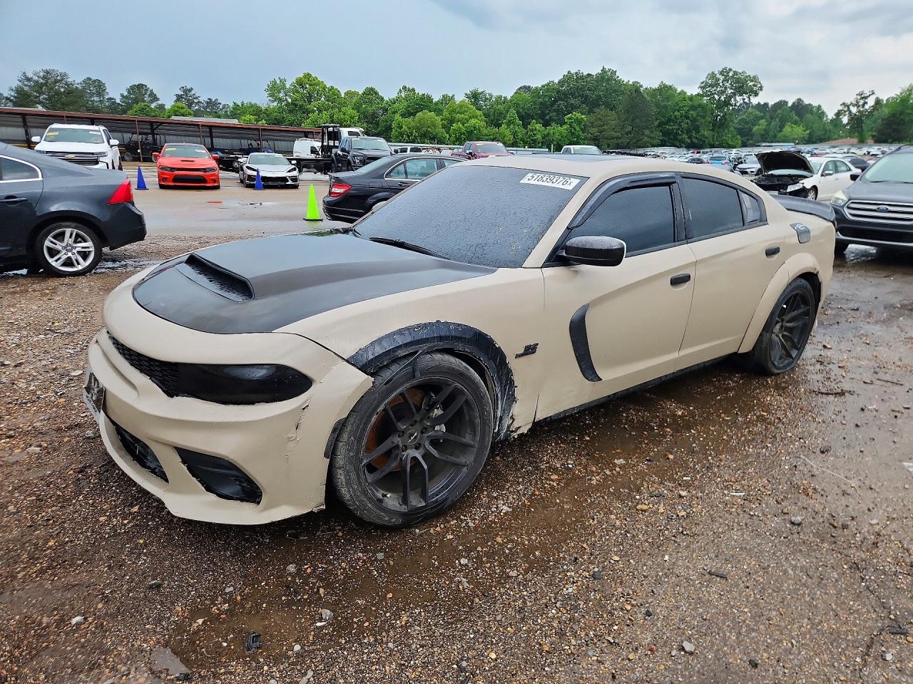 2C3CDXGJ5JH228599 · 2018 DODGE CHARGER