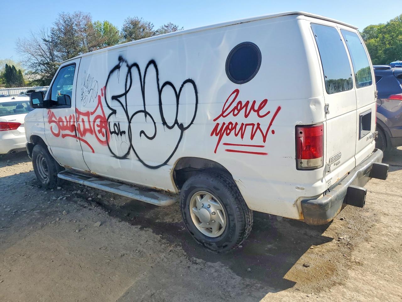 1FTNE2EW9BDA41738 · 2011 FORD ECONOLINE · 2/13