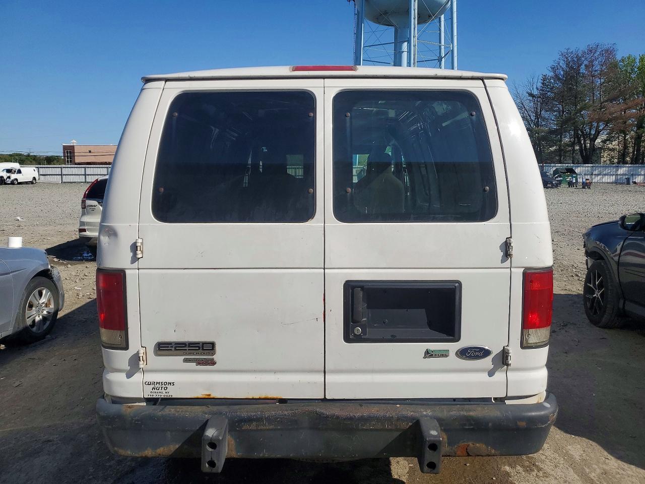 1FTNE2EW9BDA41738 · 2011 FORD ECONOLINE · 6/13
