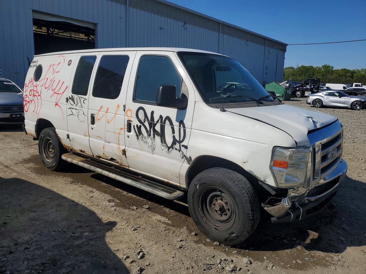 1FTNE2EW9BDA41738 · 2011 FORD ECONOLINE · 4/13