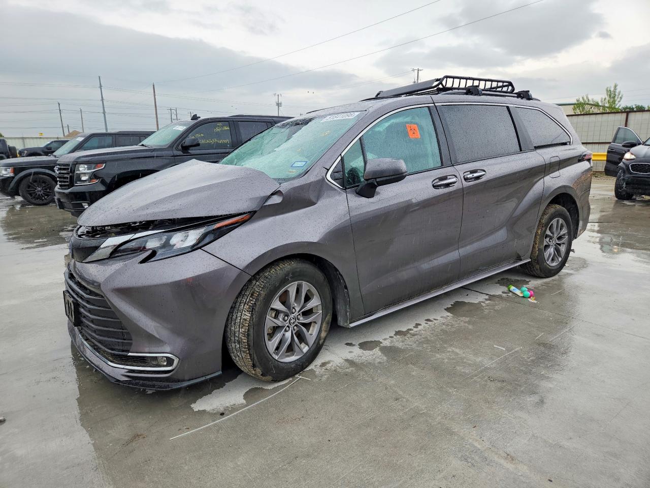 5TDJSKFC0RS141933 · 2024 TOYOTA SIENNA