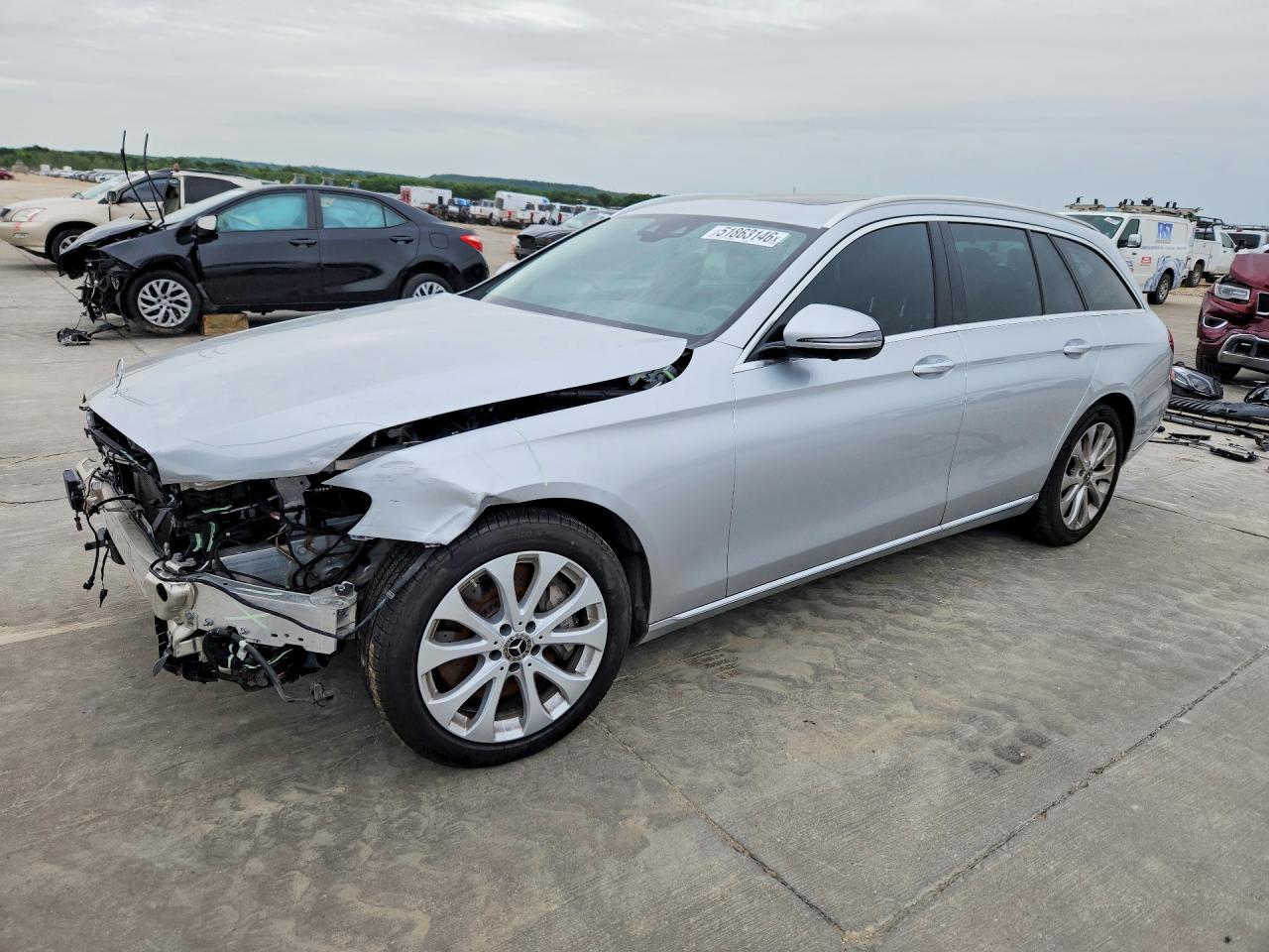 WDDZH6GB2JA374329 · 2018 MERCEDES-BENZ E