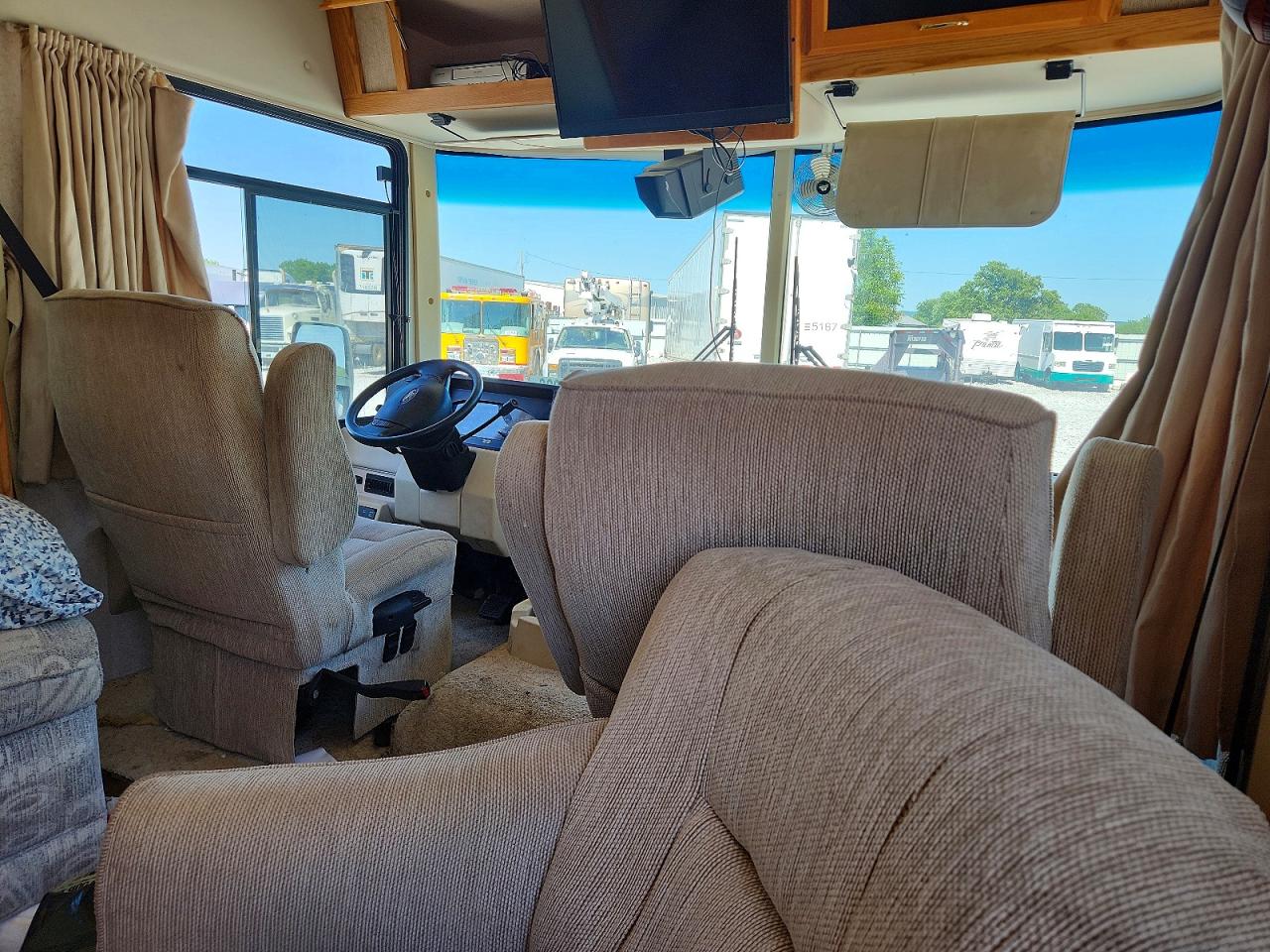 1FCMF53S430A03191 · 2003 FORD F550 · 5/10