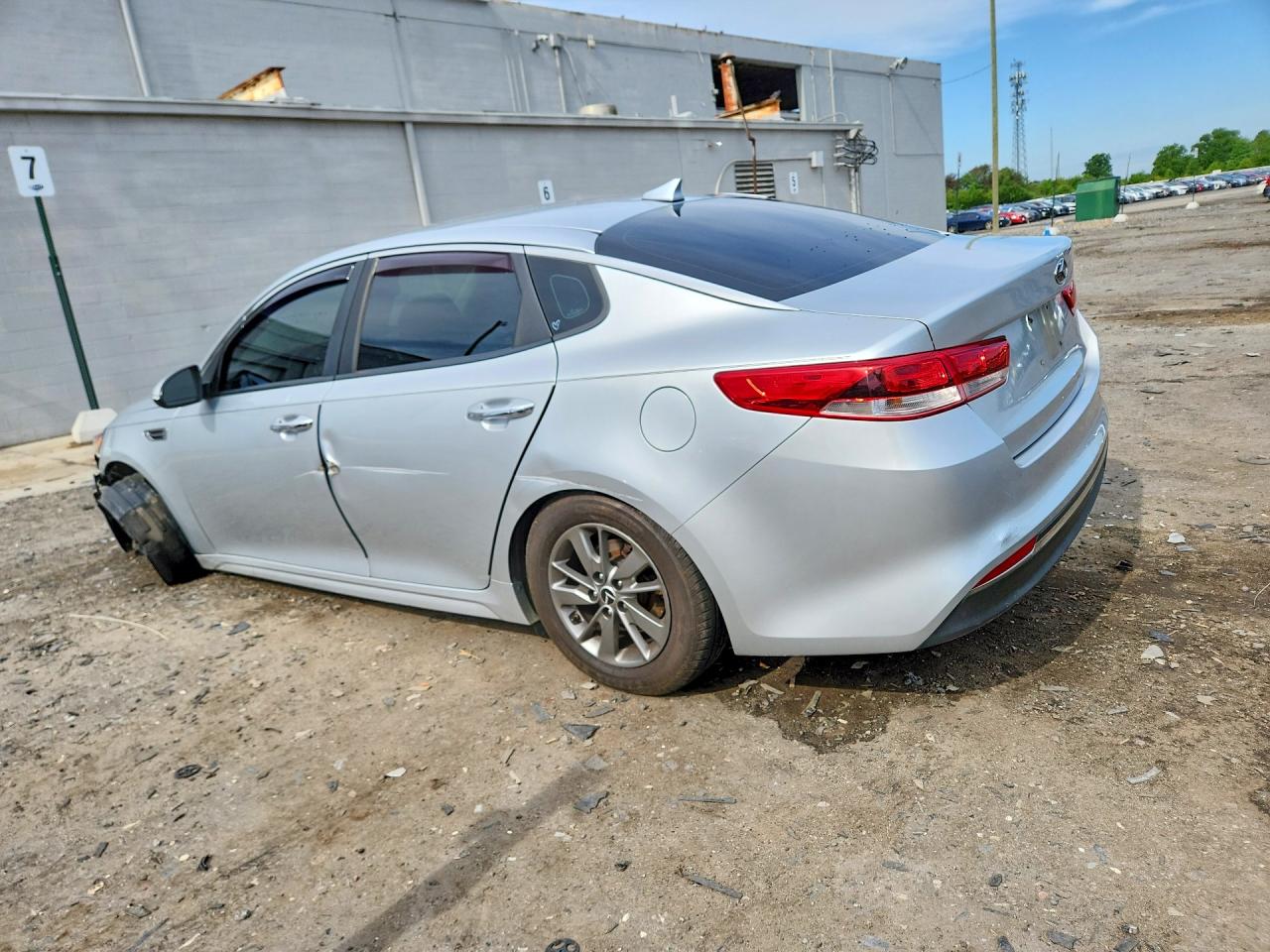 5XXGT4L13GG007454 · 2016 KIA OPTIMA · 2/12