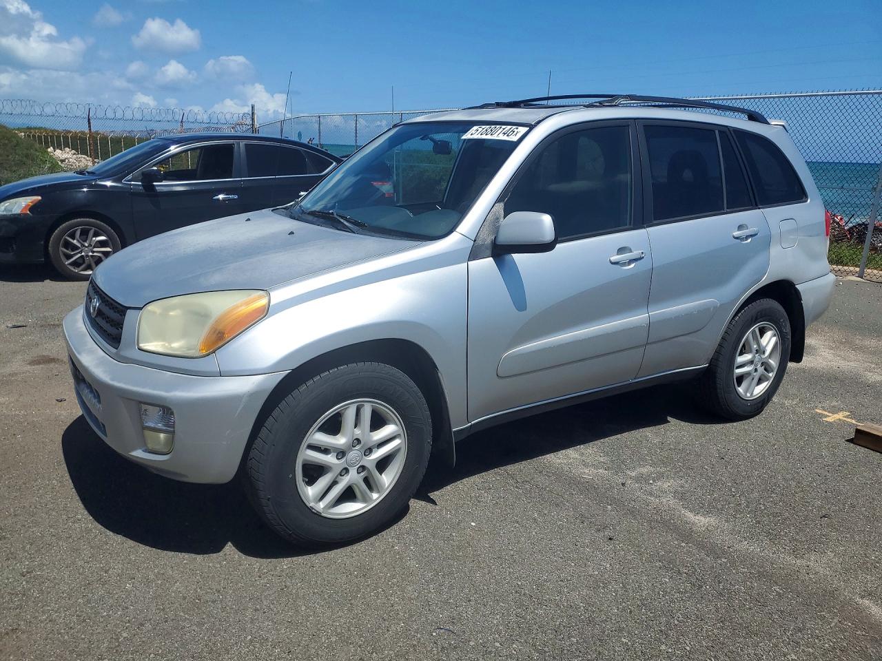 JTEGH20V520068758 · 2002 TOYOTA RAV4