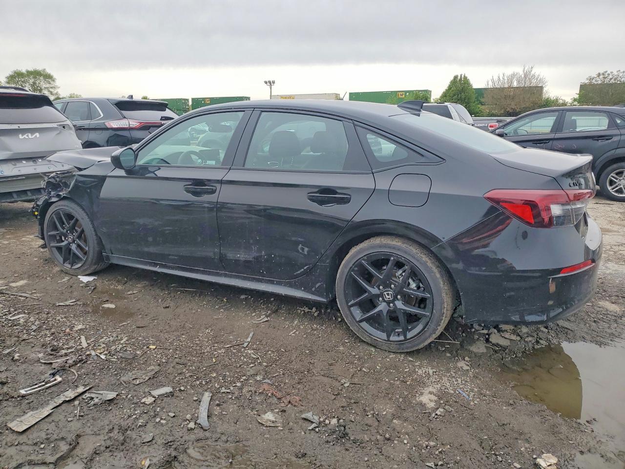 2HGFE2F58TH568945 · 2026 HONDA CIVIC · 2/13