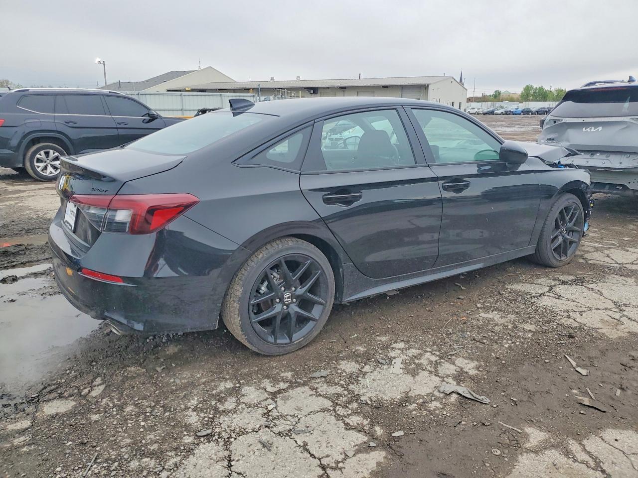2HGFE2F58TH568945 · 2026 HONDA CIVIC · 3/13