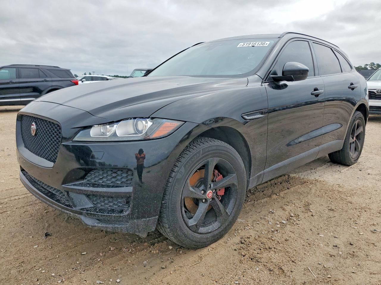 SADCK2FX2LA618222 · 2020 JAGUAR F-PACE
