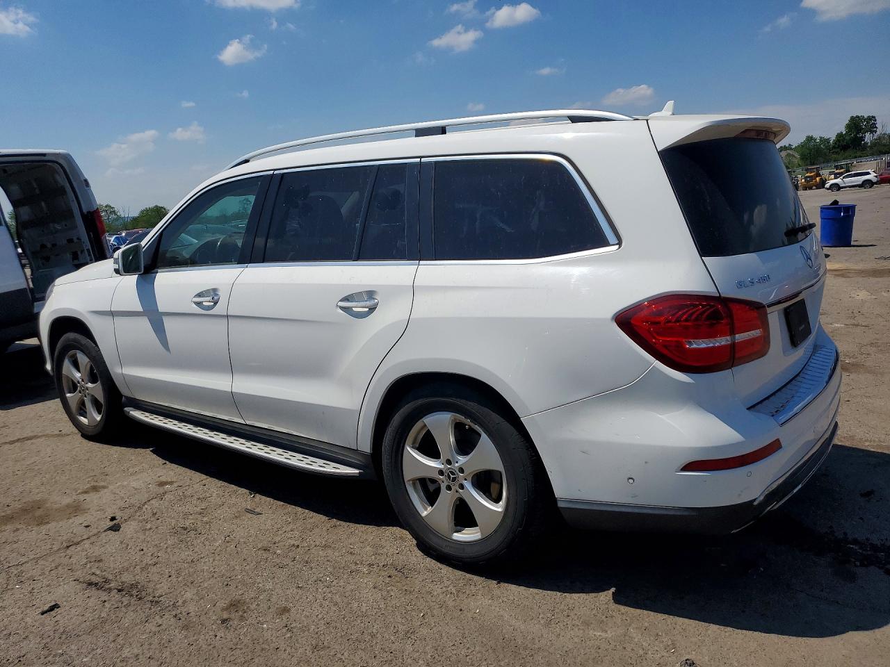 4JGDF6EE8HA957968 · 2017 MERCEDES-BENZ GLS · 2/13