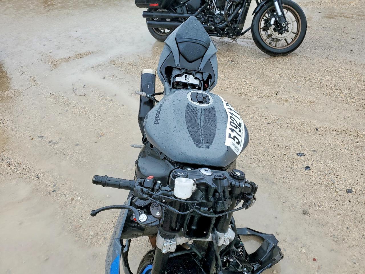 JKBZXJJ12TA045753 · 2026 KAWASAKI ZX636 · 5/8