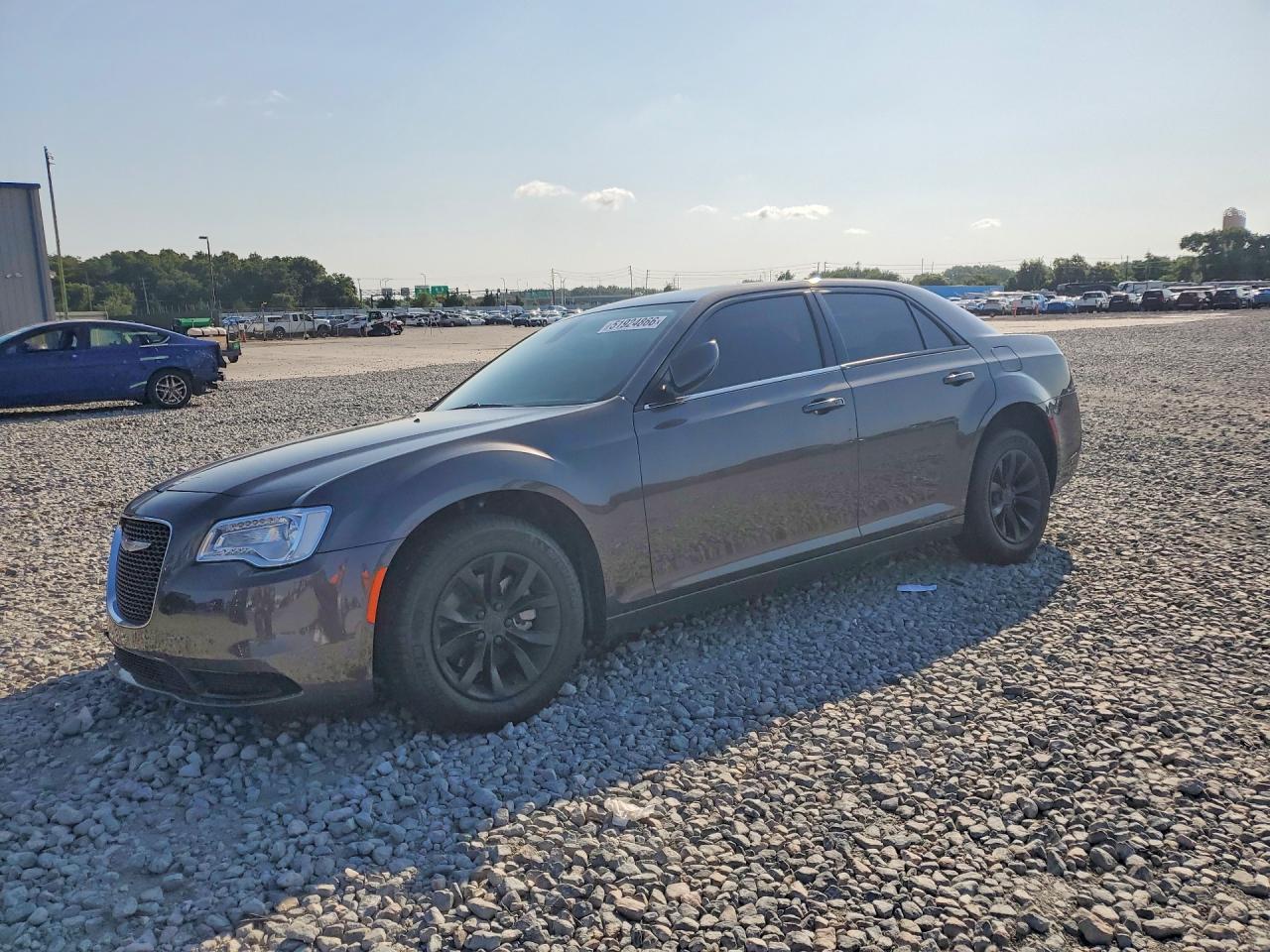 2C3CCAAG9PH566061 · 2023 CHRYSLER 300