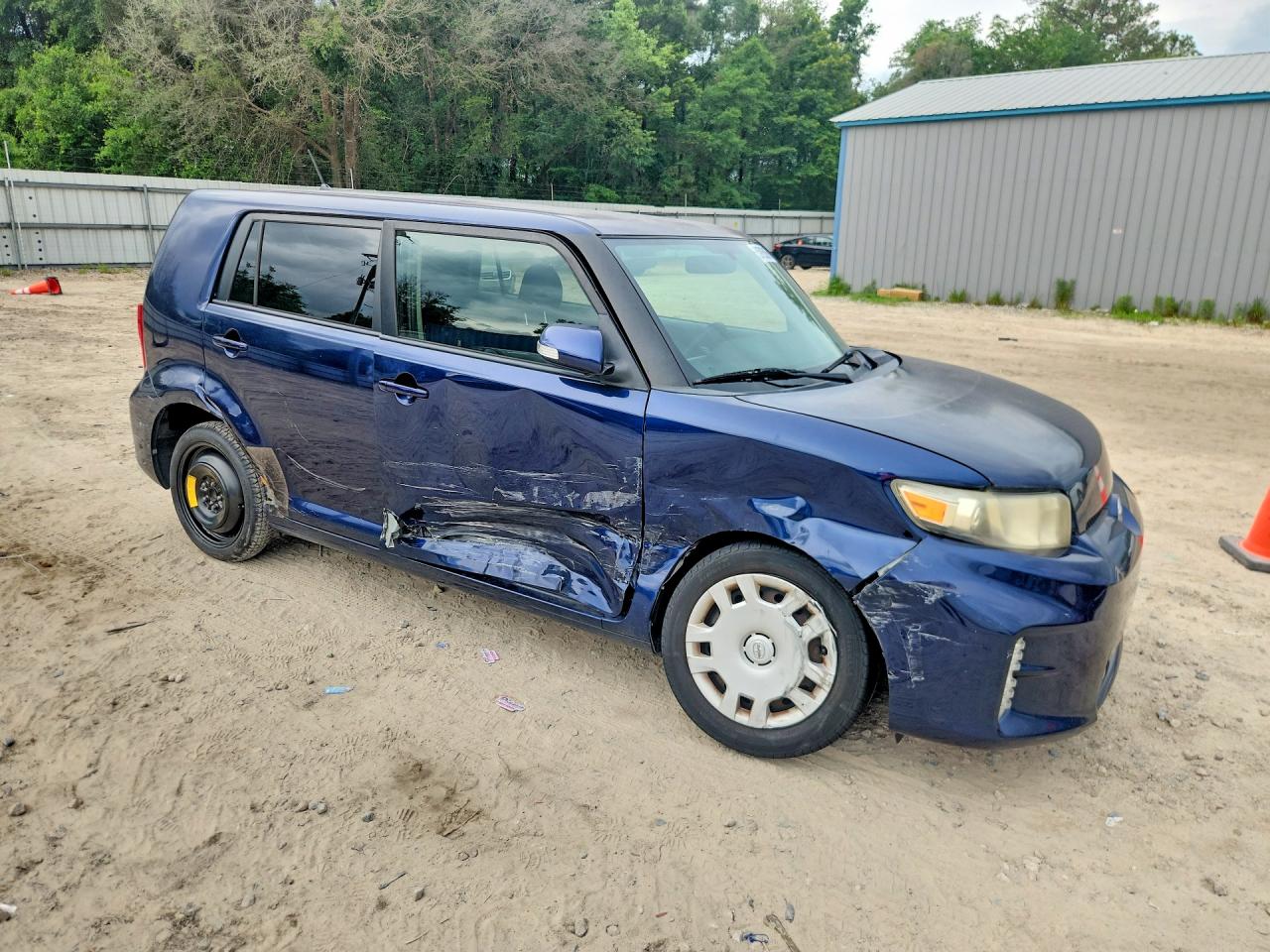 JTLZE4FE2FJ073882 · 2015 SCION XB · 4/13