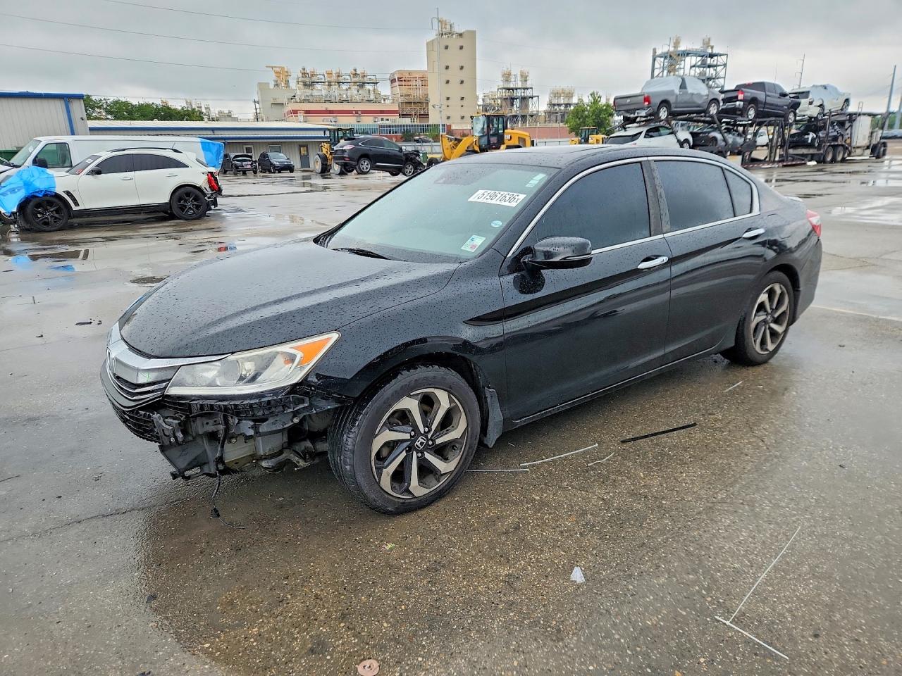 1HGCR2F9XGA056330 · 2016 HONDA ACCORD