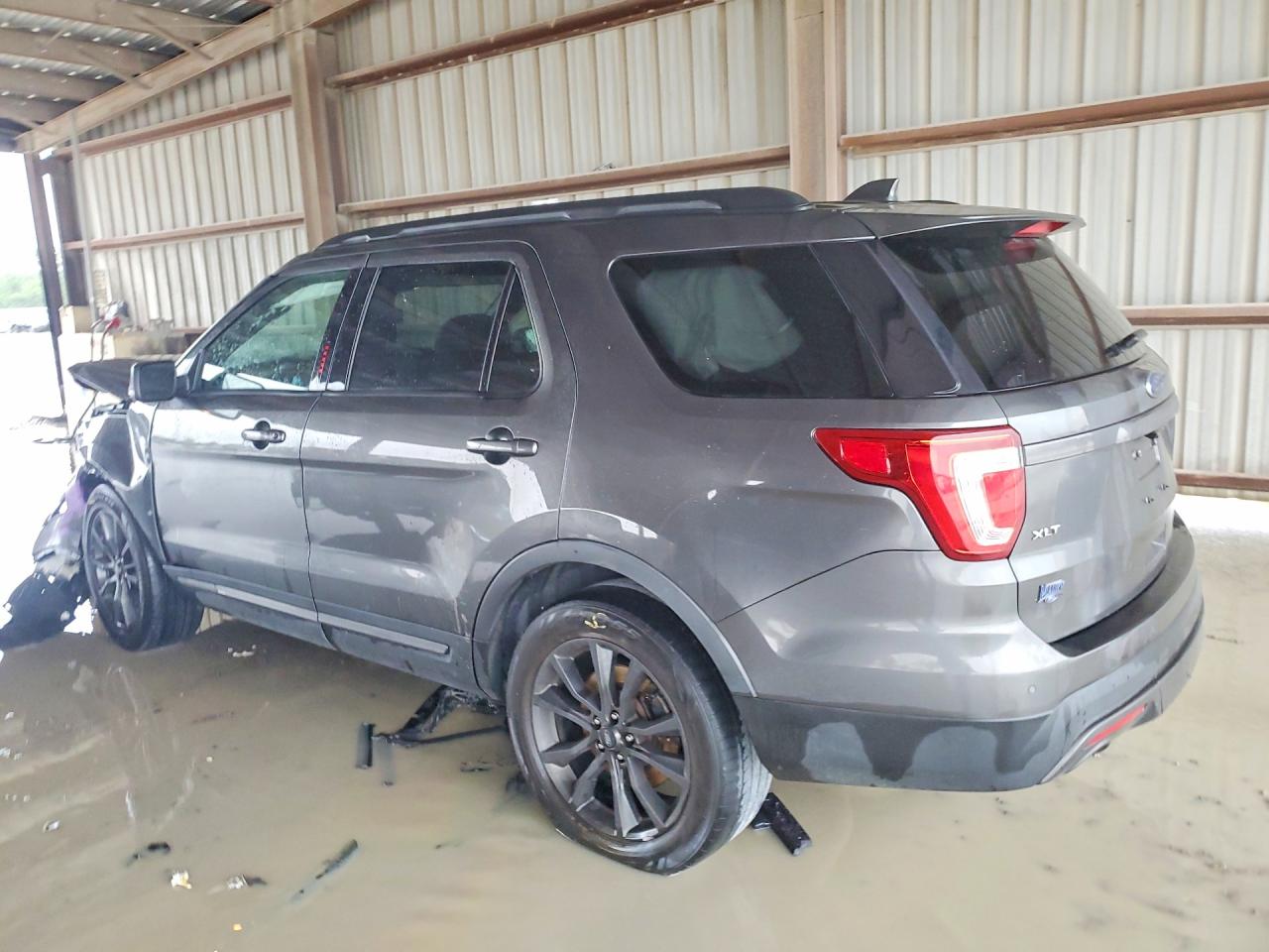 1FM5K7D86HGD53169 · 2017 FORD EXPLORER · 2/13