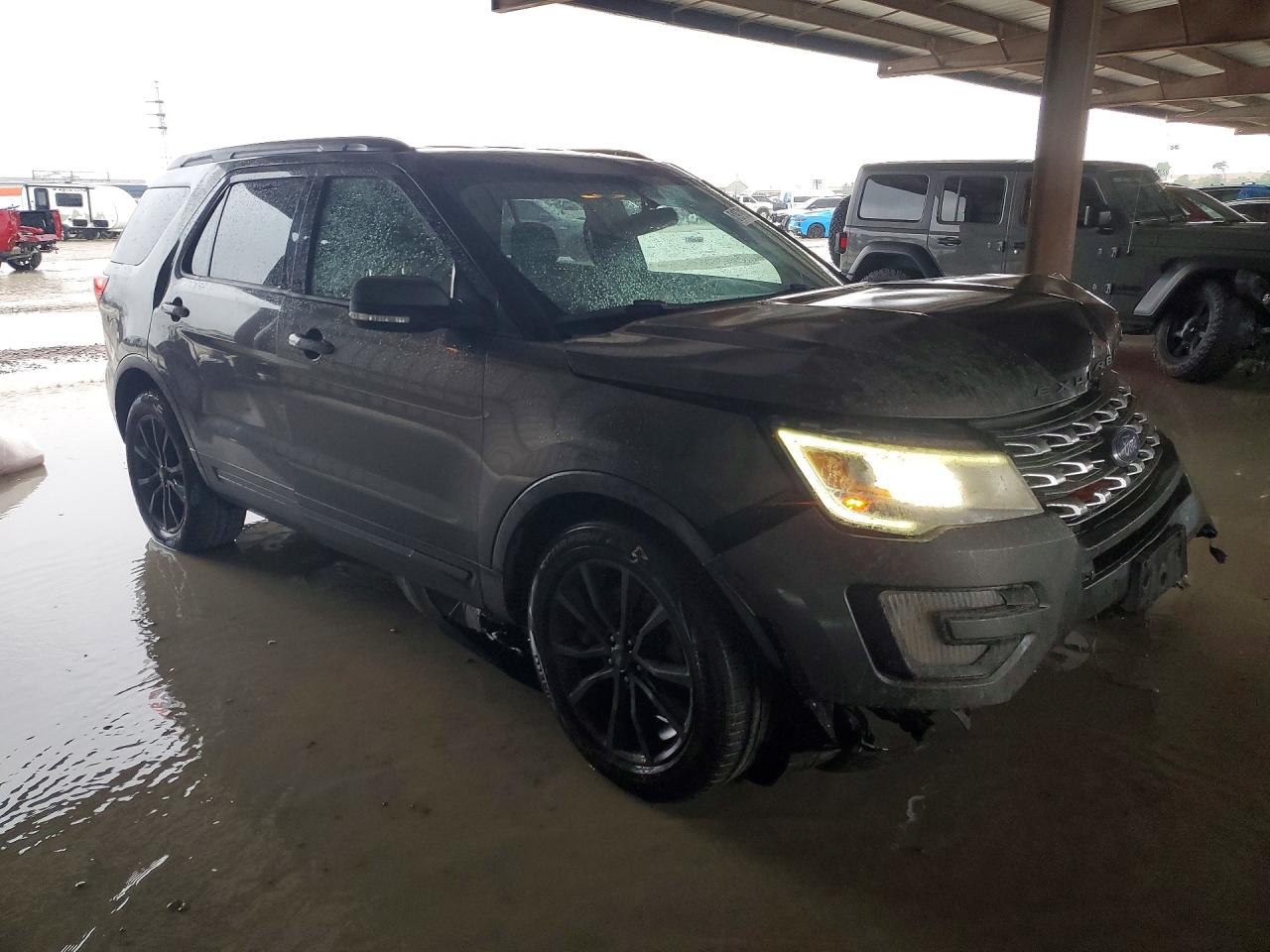 1FM5K7D86HGD53169 · 2017 FORD EXPLORER · 4/13