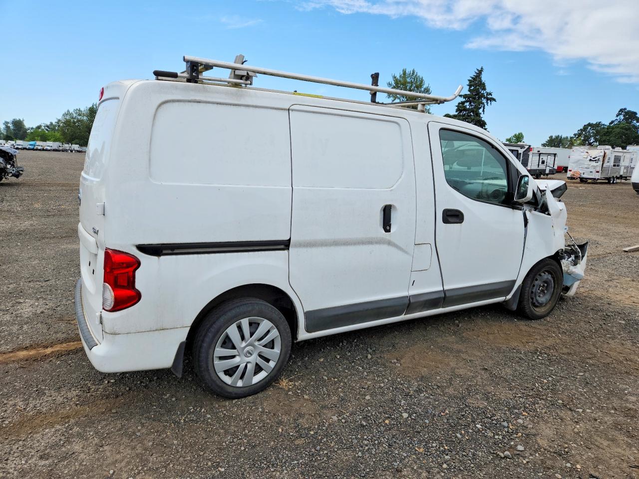 3N6CM0KN0KK712334 · 2017 NISSAN NV200 · 3/13