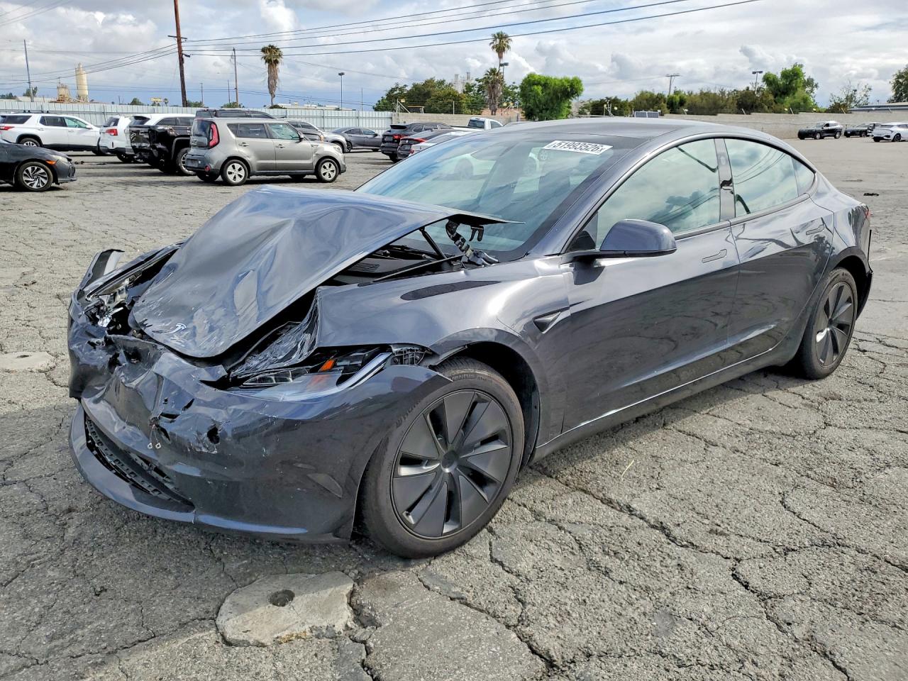 5YJ3E1EB6SF083887 · 2025 TESLA MODEL 3