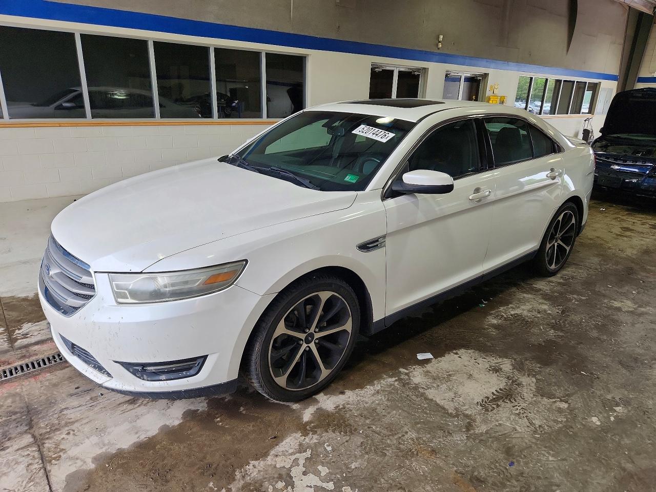 1FAHP2E84EG136189 · 2014 FORD TAURUS