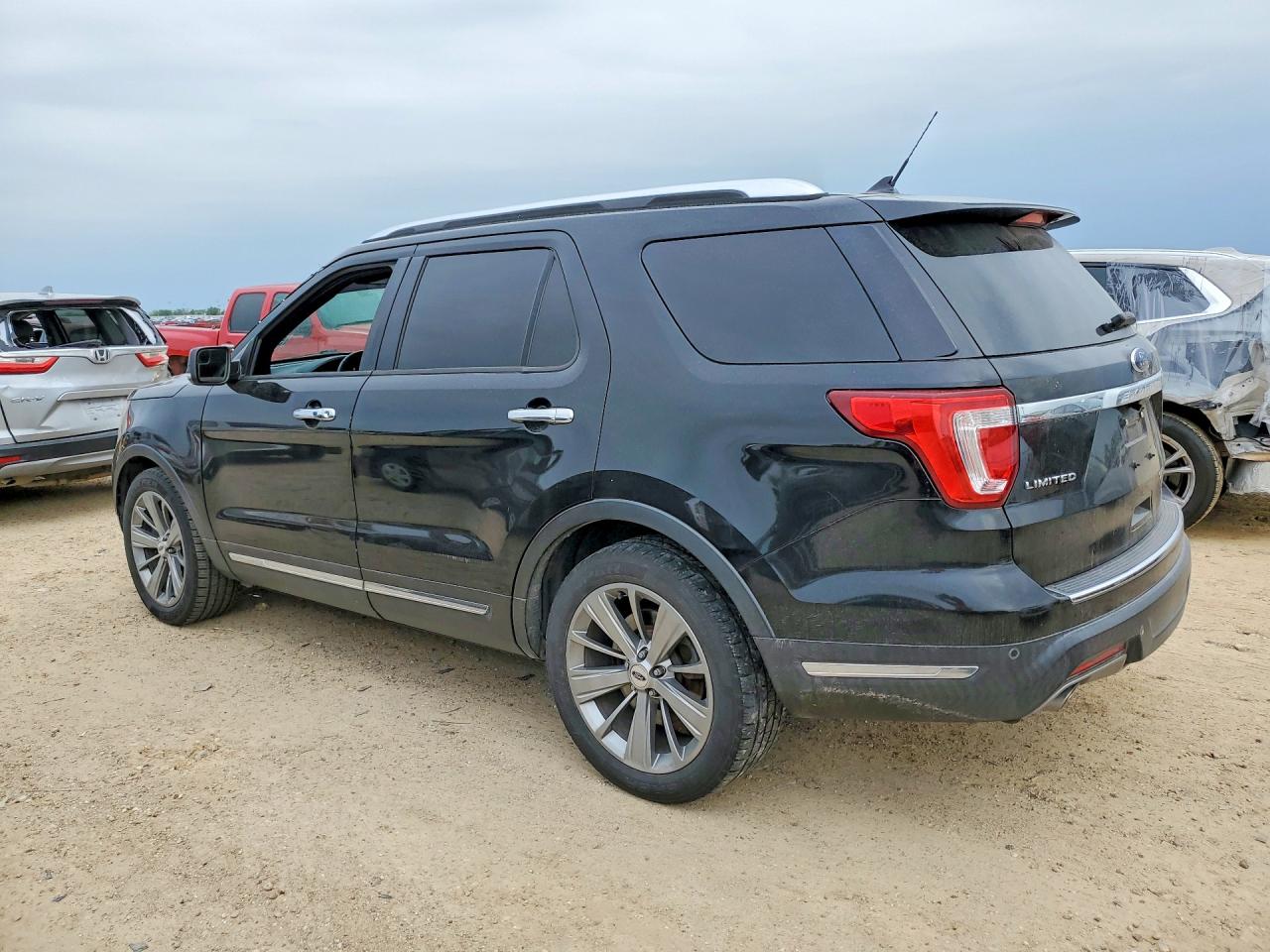 1FM5K7F8XJGB57769 · 2018 FORD EXPLORER · 2/12