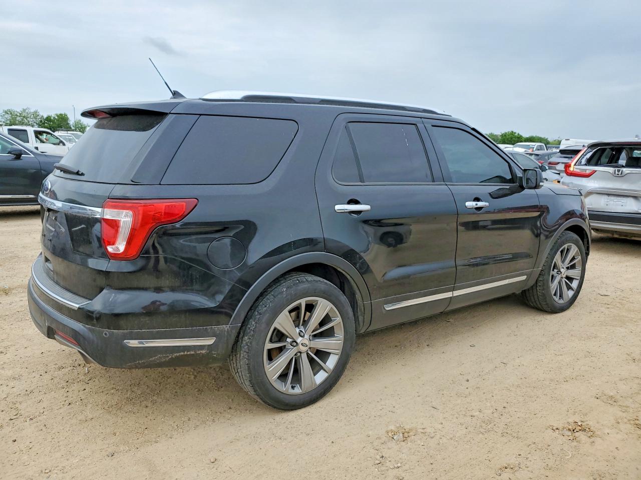 1FM5K7F8XJGB57769 · 2018 FORD EXPLORER · 3/12