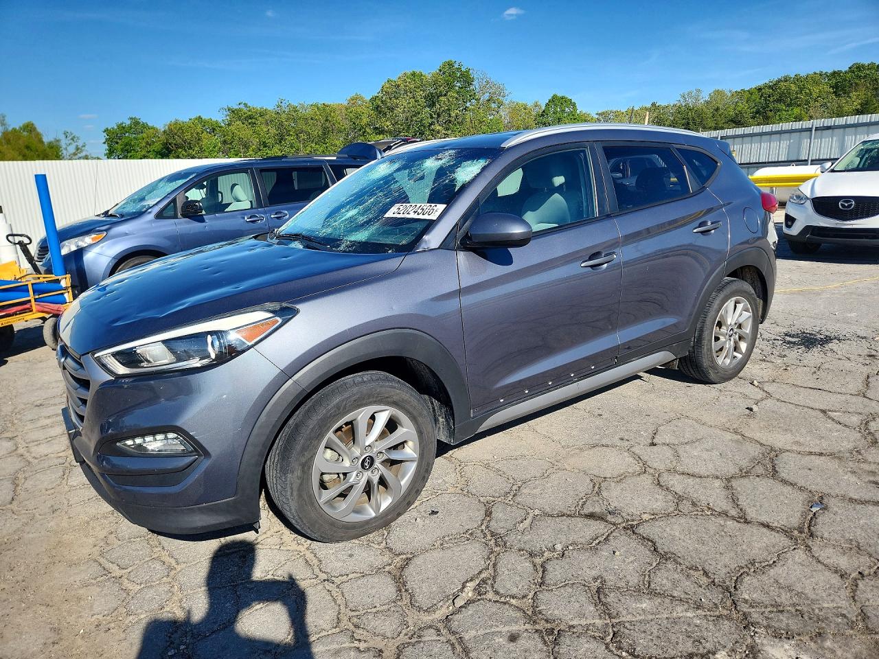 KM8J33A44HU275904 · 2017 HYUNDAI TUCSON
