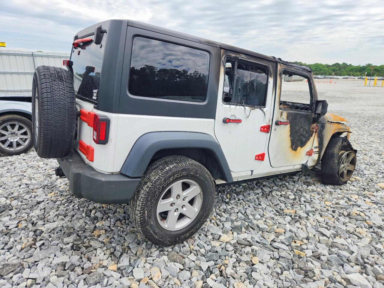 1C4BJWDG5HL538963 · 2017 JEEP WRANGLER UNLIMITED · 3/11
