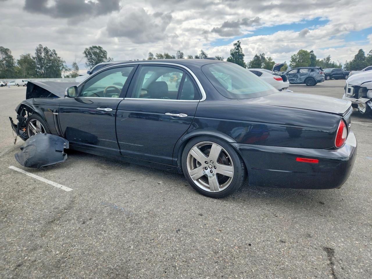 SAJWA71B28SH23935 · 2008 JAGUAR XJ8 · 2/12