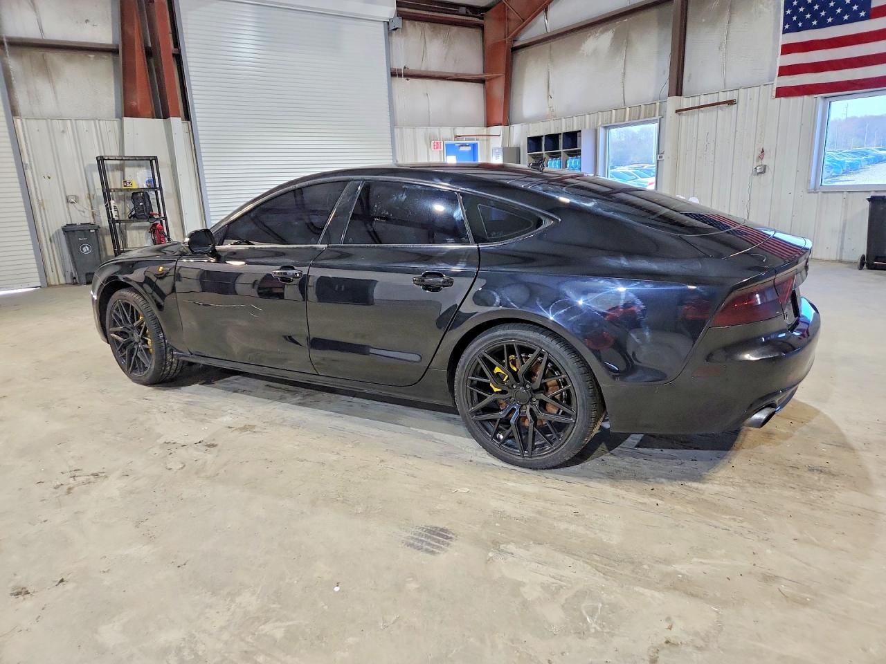 WAUWGAFC9FN004747 · 2015 AUDI A7 · 2/13