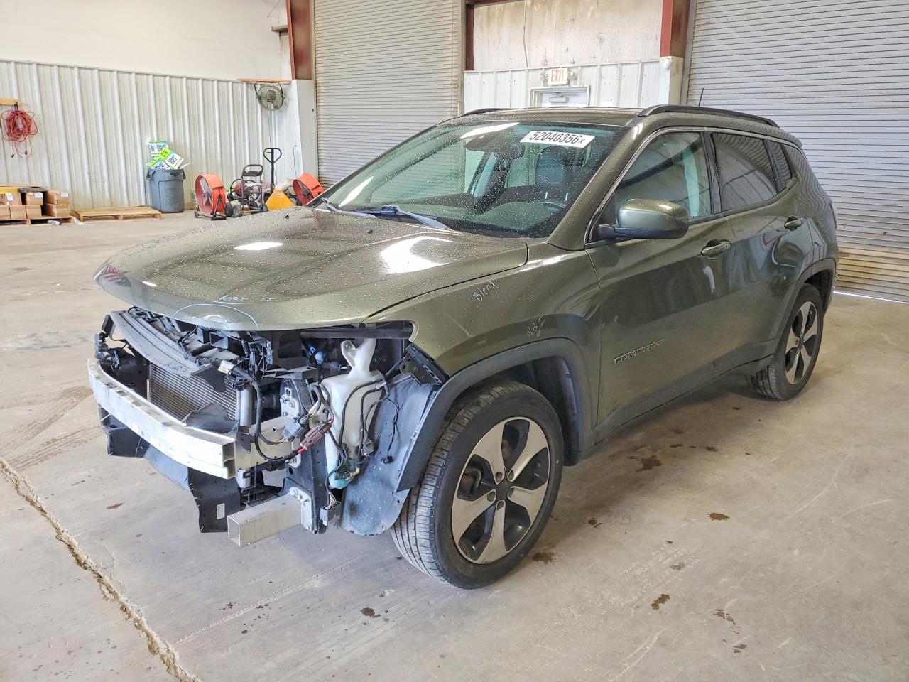3C4NJCBB6HT658696 · 2017 JEEP COMPASS