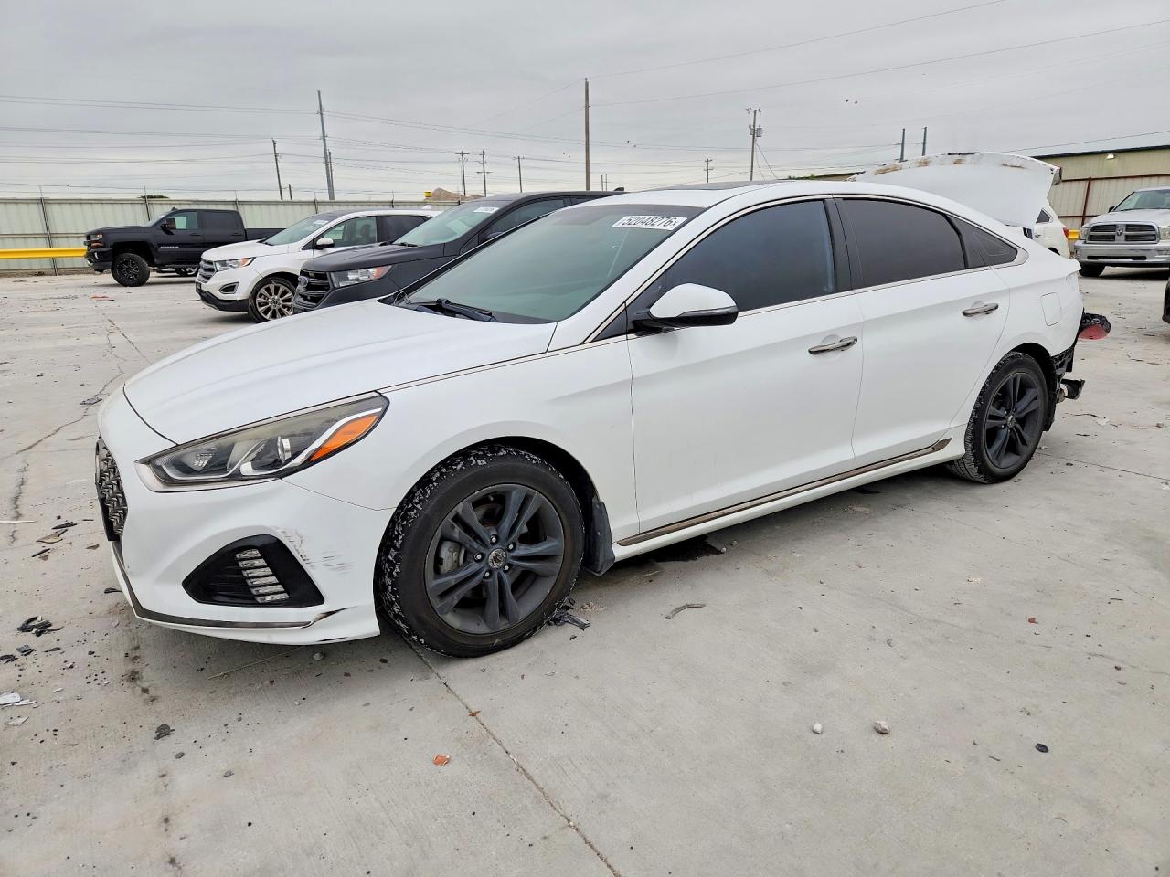5NPE34AF2JH633529 · 2018 HYUNDAI SONATA SEL