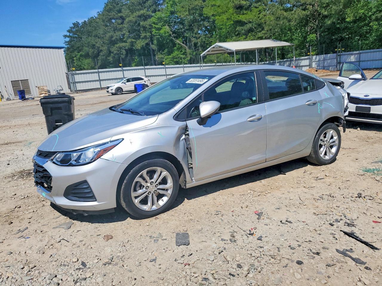 1G1BC5SM2K7102433 · 2019 CHEVROLET CRUZE
