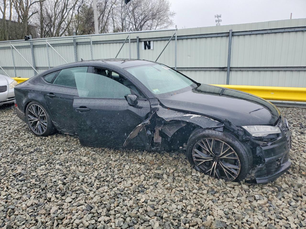WAUWGAFC8GN154897 · 2016 AUDI A7 · 4/12