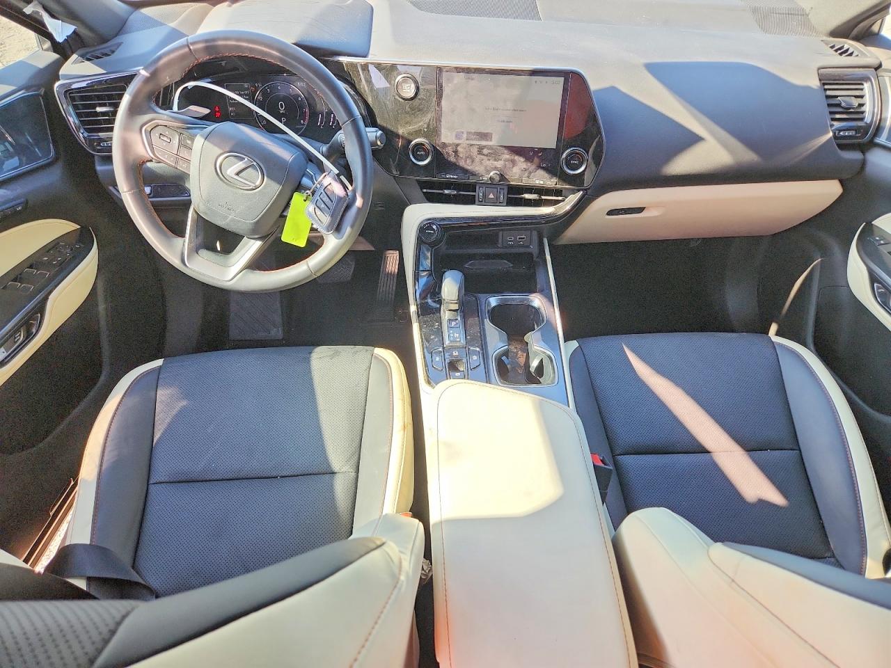 2T2GDCAZ0RC009197 · 2024 LEXUS NX · 8/12