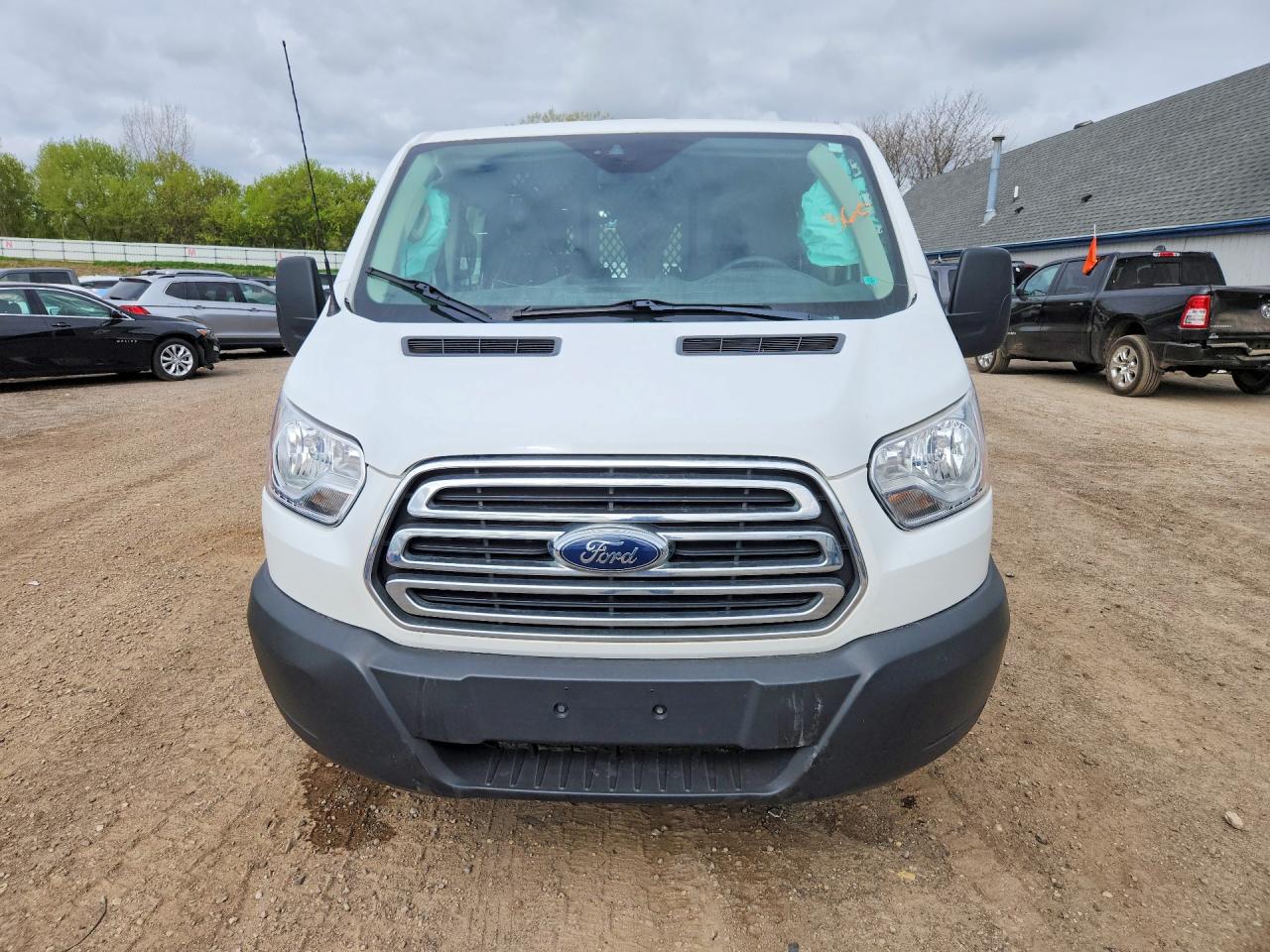 1FTYR1YM4KKA86815 · 2019 FORD TRANSIT · 5/13