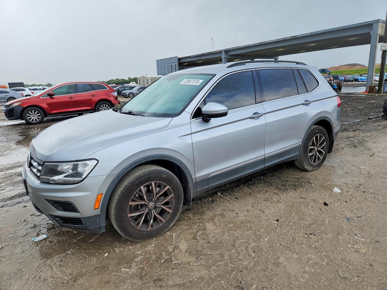 3VV3B7AX9LM141907 · 2020 VOLKSWAGEN TIGUAN