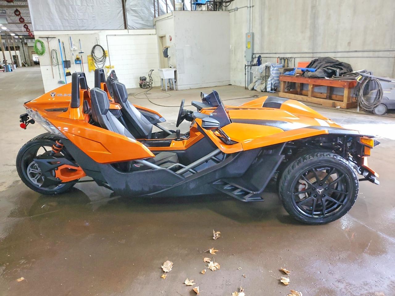 57XAAPFA3F5104513 · 2015 POLARIS SLINGSHOT