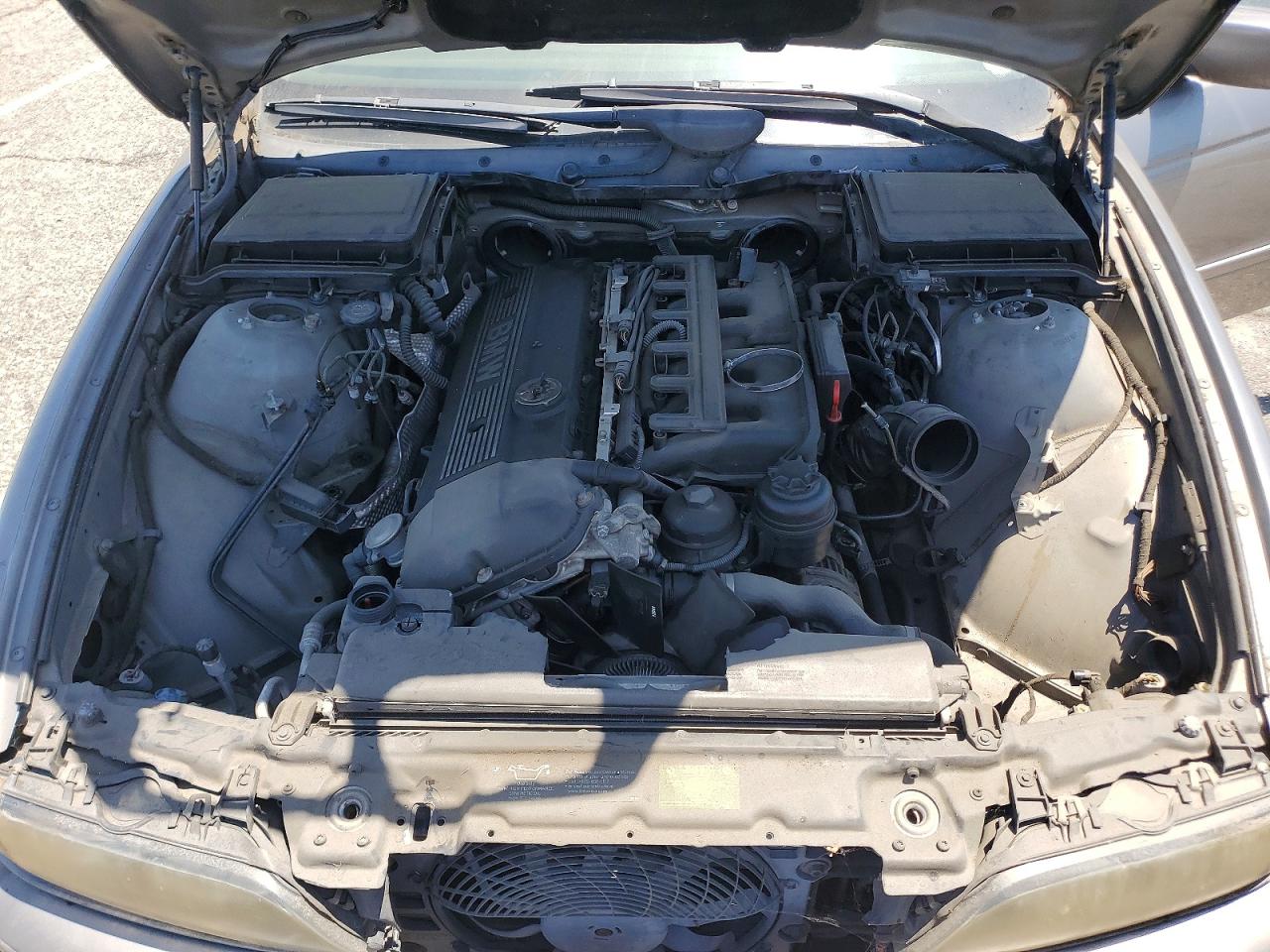 WBADT63483CK38916 · 2003 BMW 530 · 11/12
