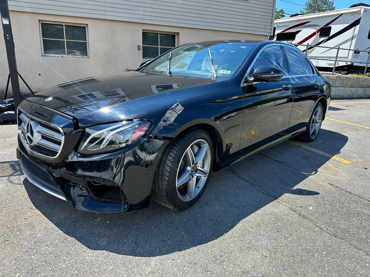 WDDZF4KB5KA511475 · 2019 MERCEDES-BENZ E