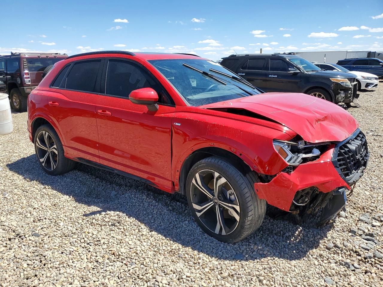 WA1EEDF30R1062824 · 2024 AUDI Q3 · 4/13
