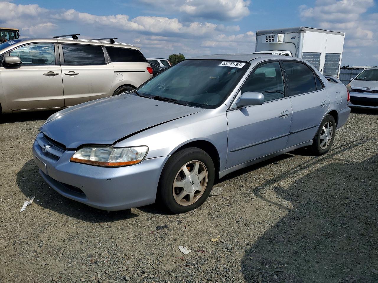 1HGCG5648WA077204 · 1998 HONDA ACCORD