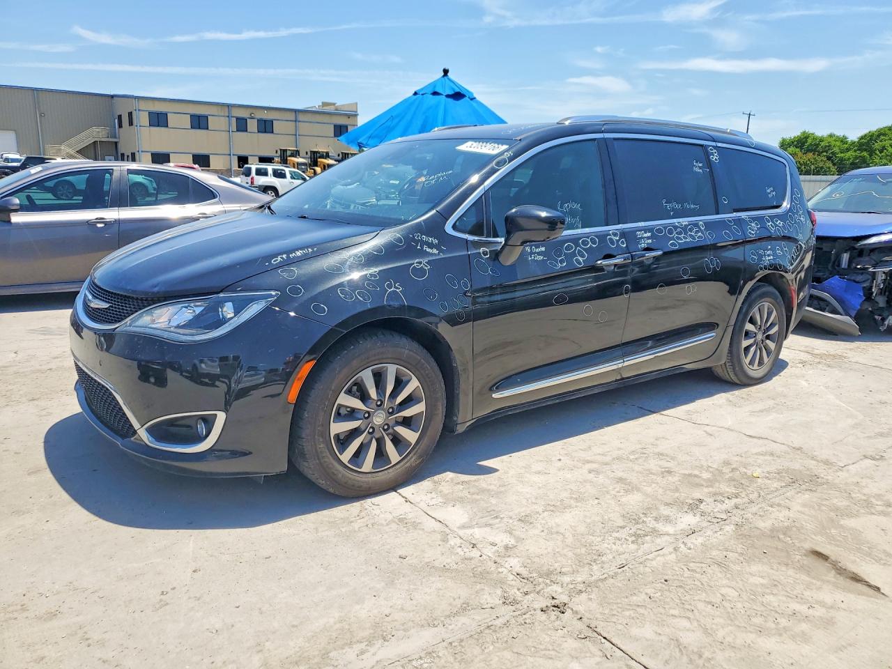 2C4RC1EG2LR110133 · 2020 CHRYSLER PACIFICA