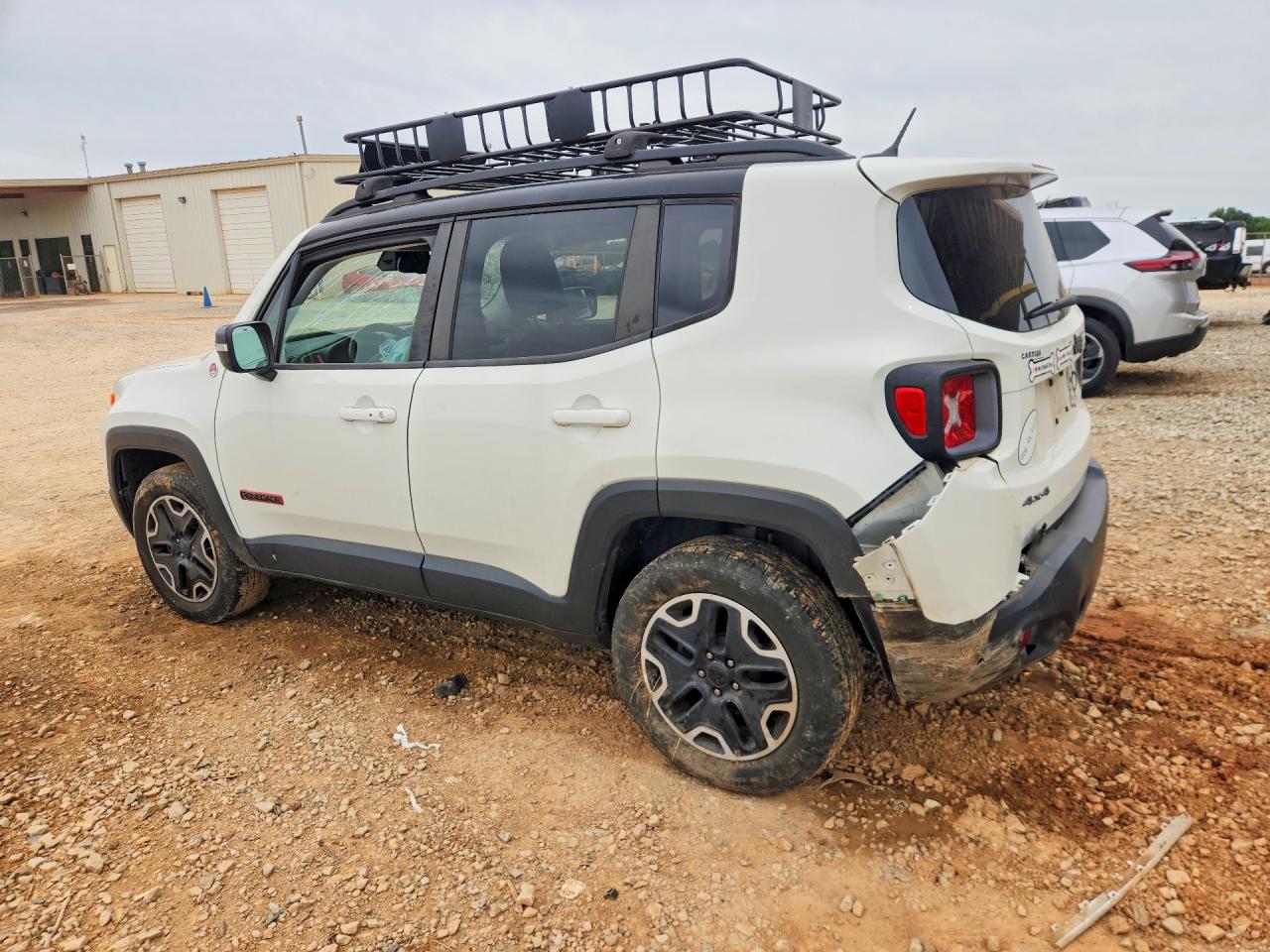 ZACCJBCB0HPE52197 · 2017 JEEP RENEGADE · 2/14