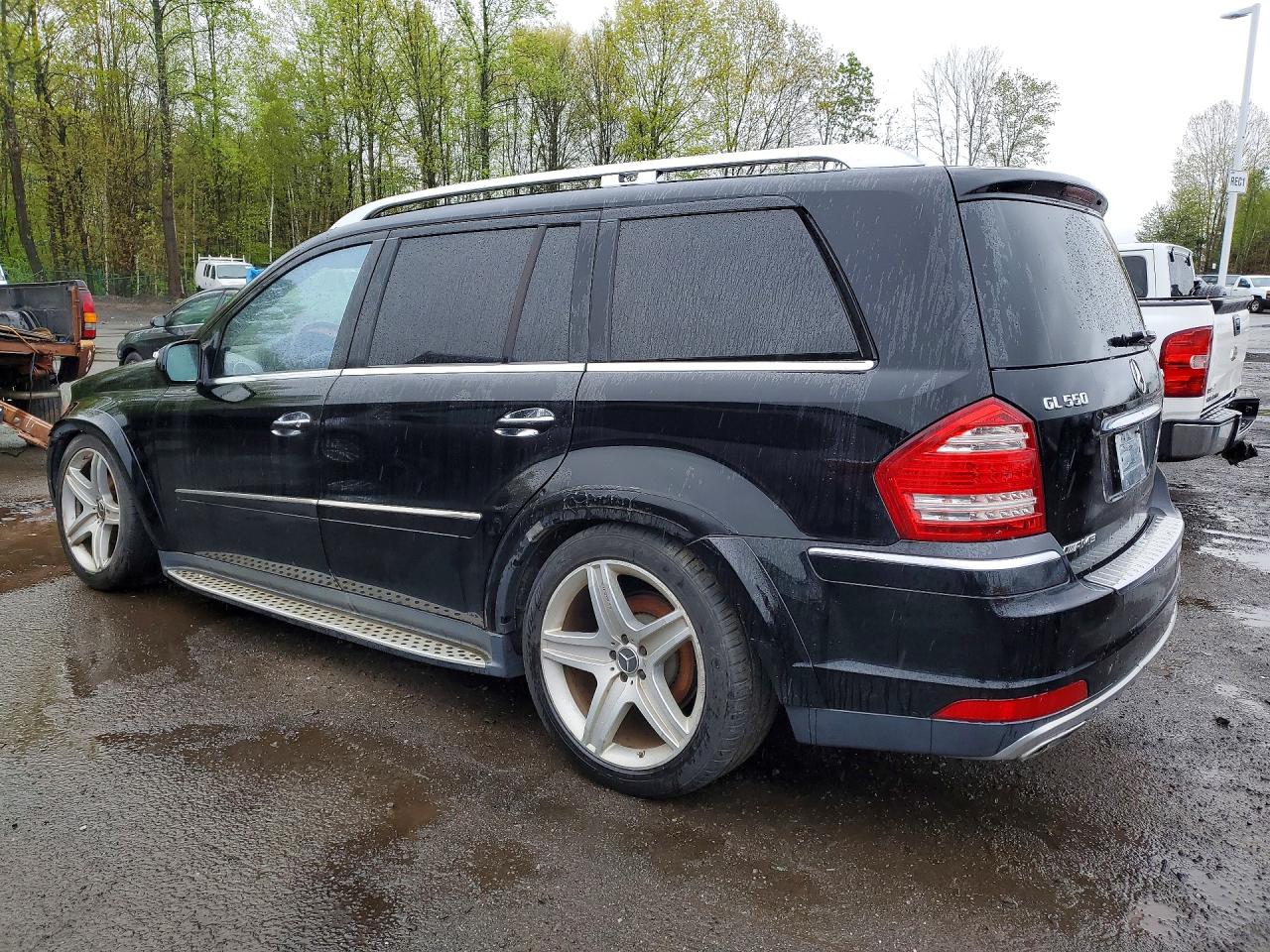 4JGBF8GE0AA570000 · 2010 MERCEDES-BENZ GL · 2/13